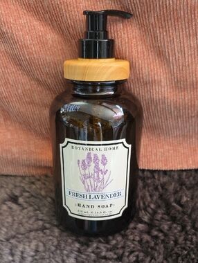 Fresh Lavender Hand Soap — Amber Bottle with Black Pump